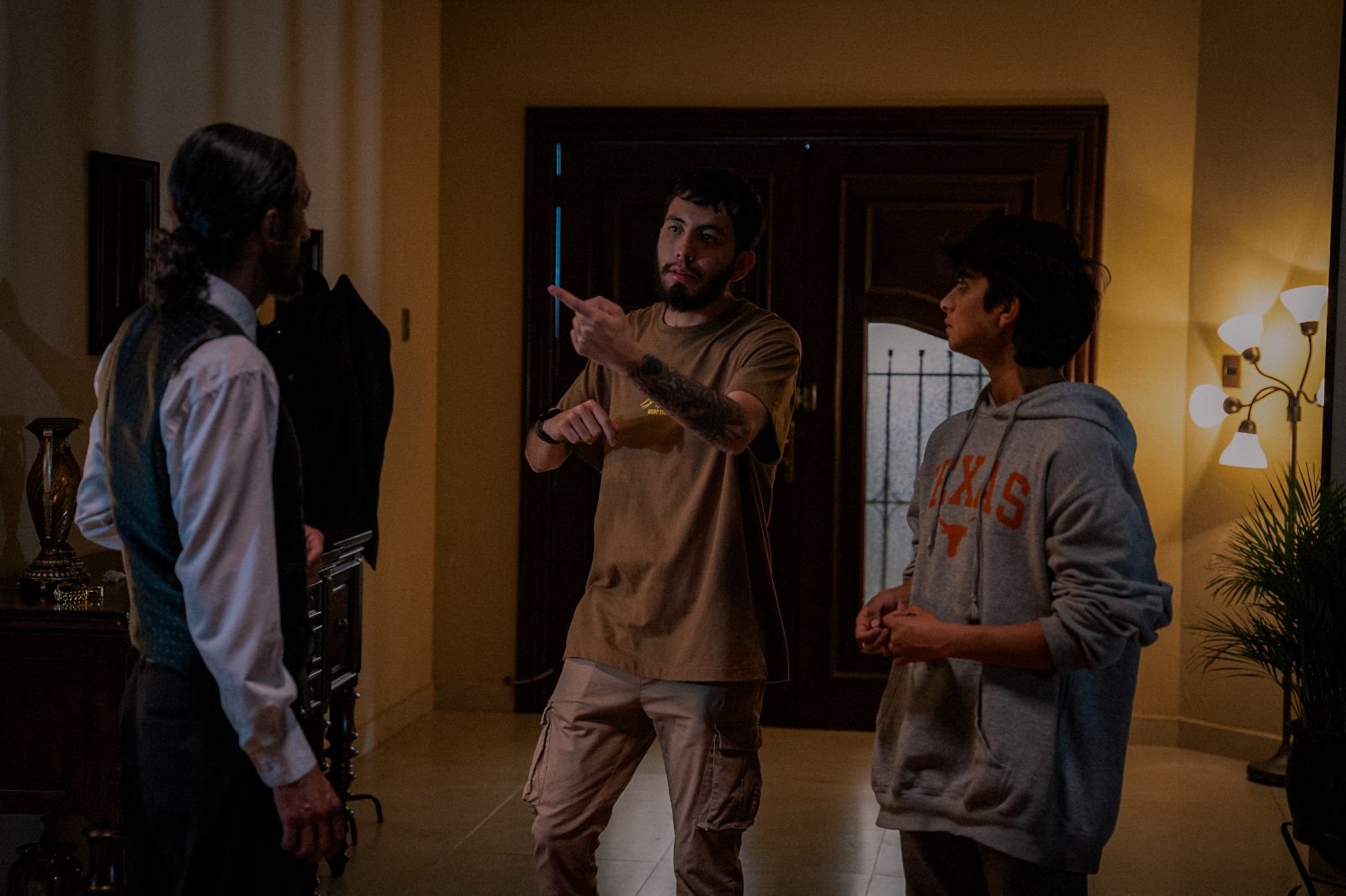 Leo Rojas en el set del cortometraje T.H.I.A.G.O.#1 (Foto 02)